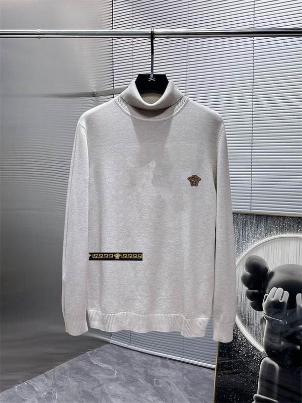 Versace Men's Sweater 48